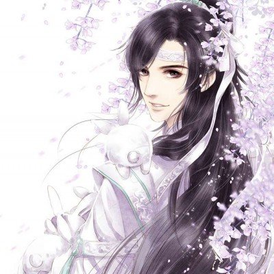 三亚一海滩露出尖锐钢筋
